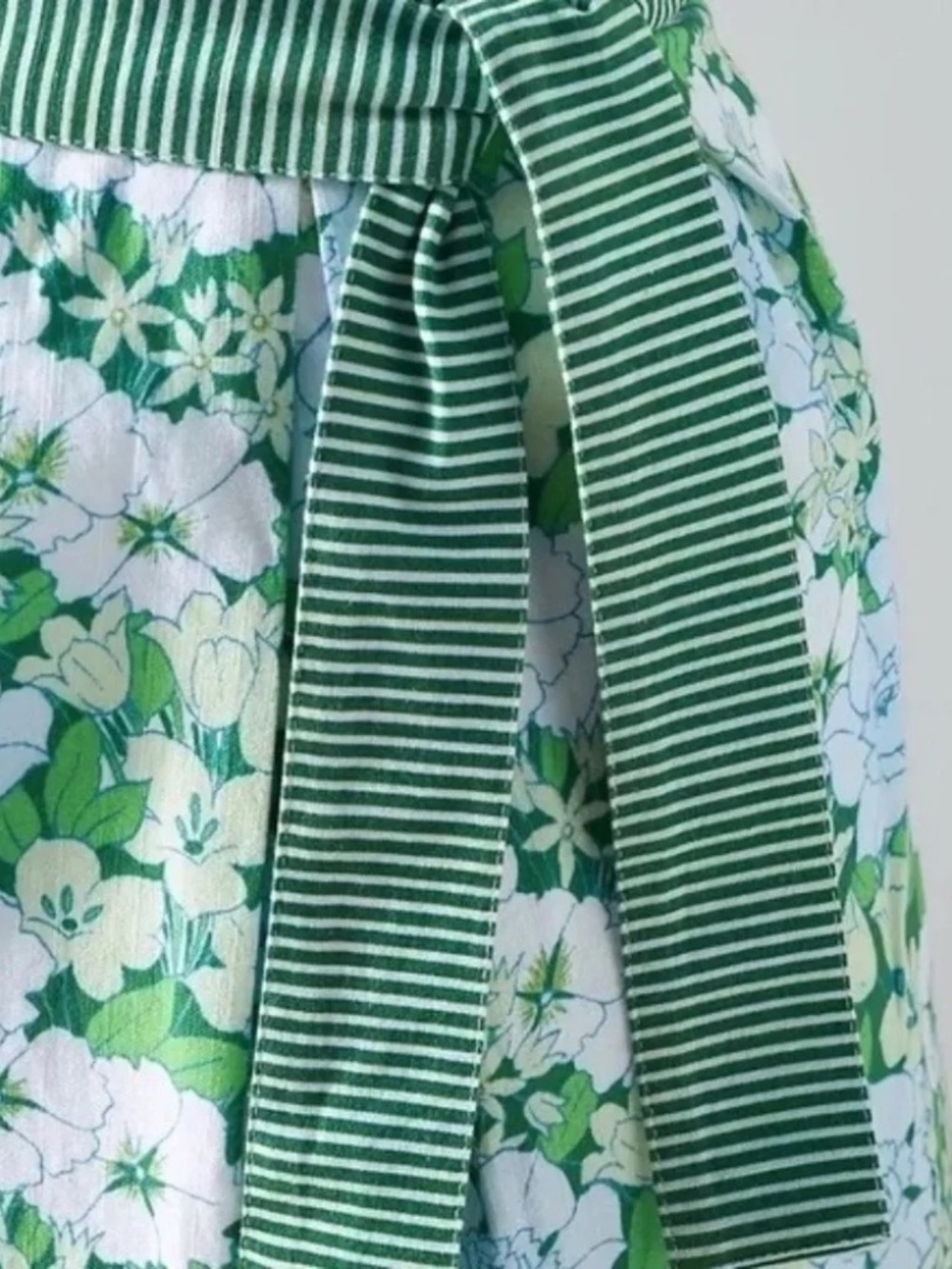 NWT Anthropologie Lyla Half Apron Blue Floral - Picture 2 of 3